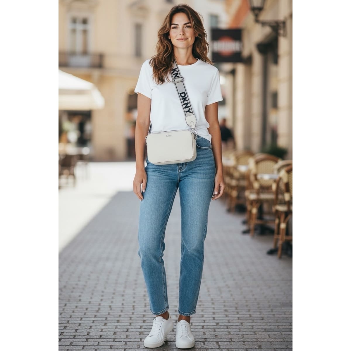 Bolsa Crossbody DKNY Blanca Cadena Negra
