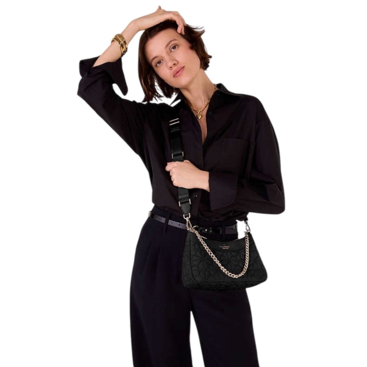Bolsa Crossbody Kate Spade Flower Quilted color negra con asa dorada