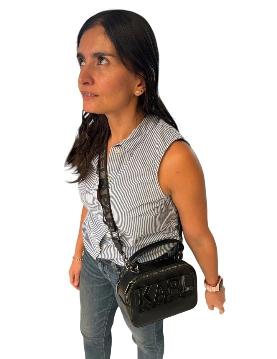 Bolsa Crossbody Karl Lagerfeld Paris Simone de piel color negro