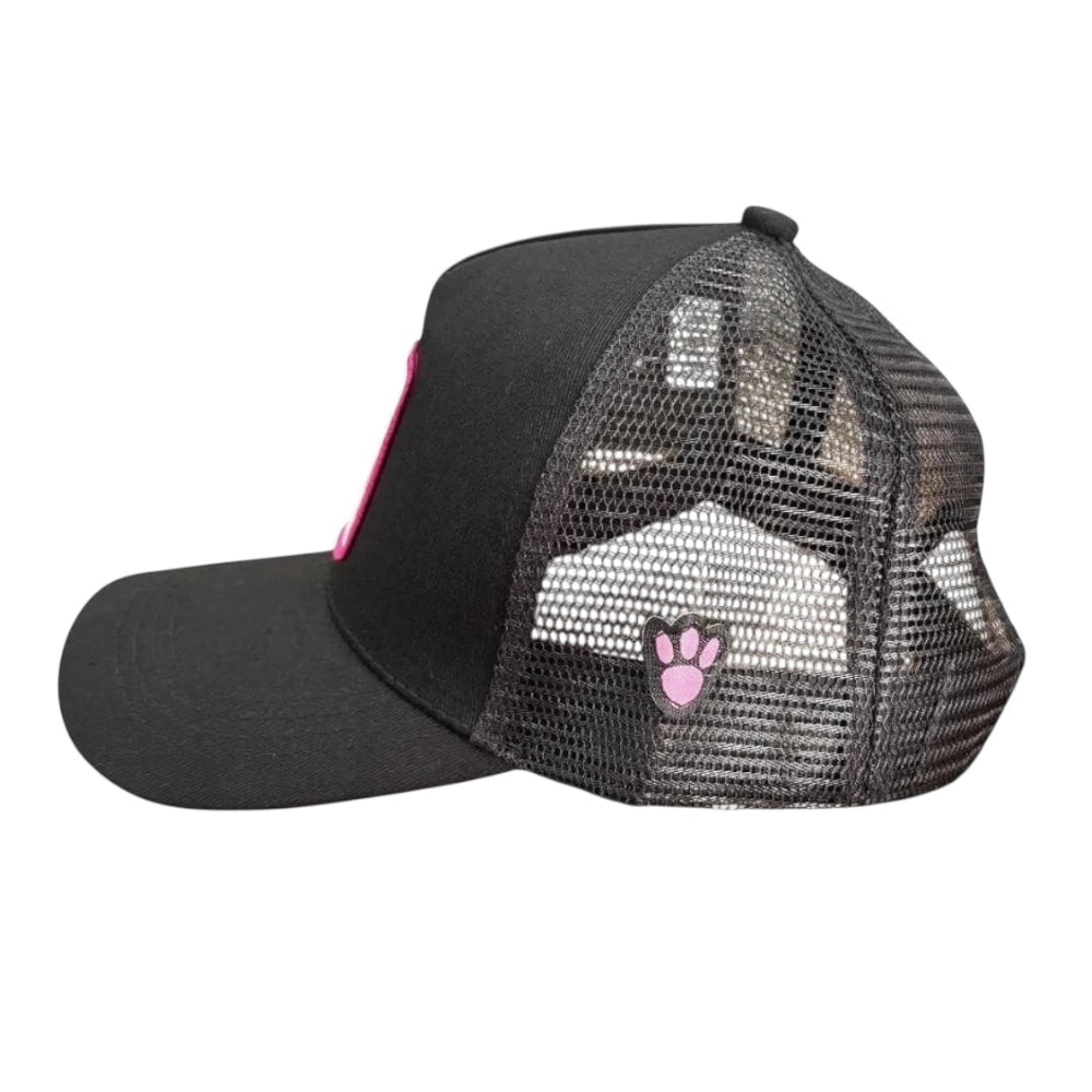 Gorra Pantera Rosa color negro con broche ajustable