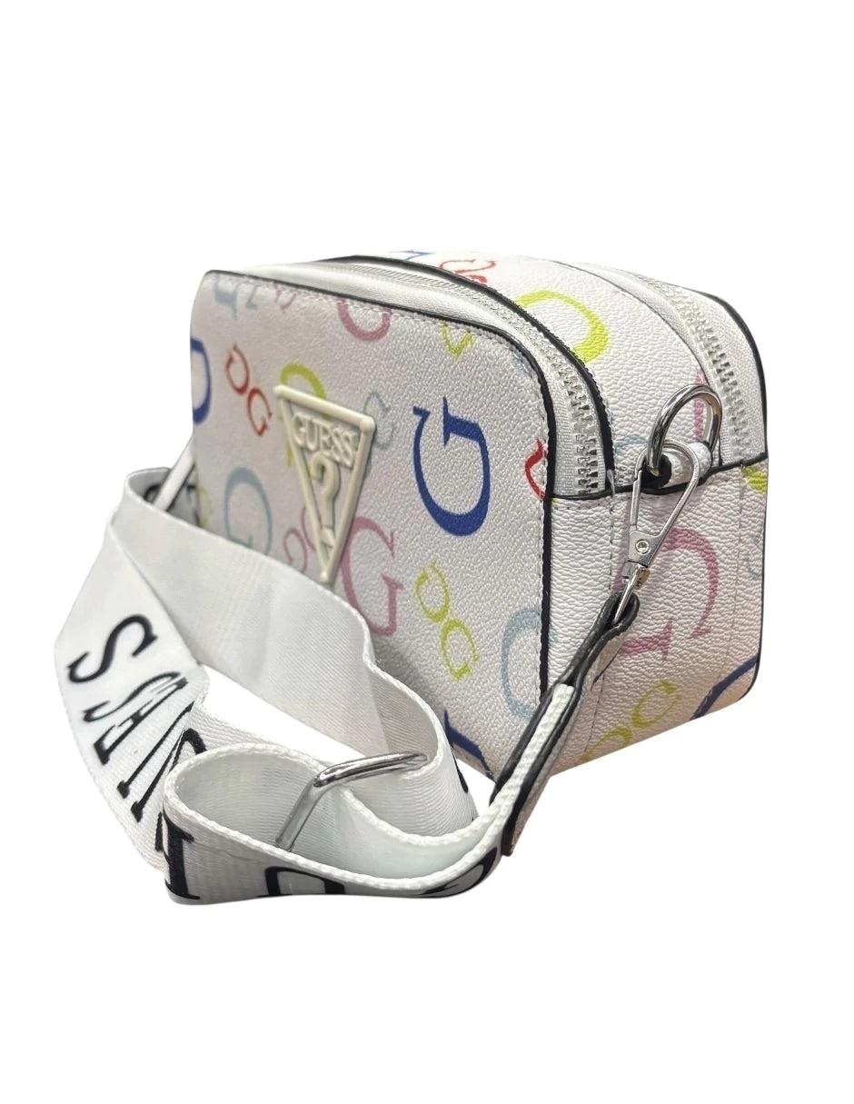 Bolsa chica Crossbody GUESS color blanco con letras de colores