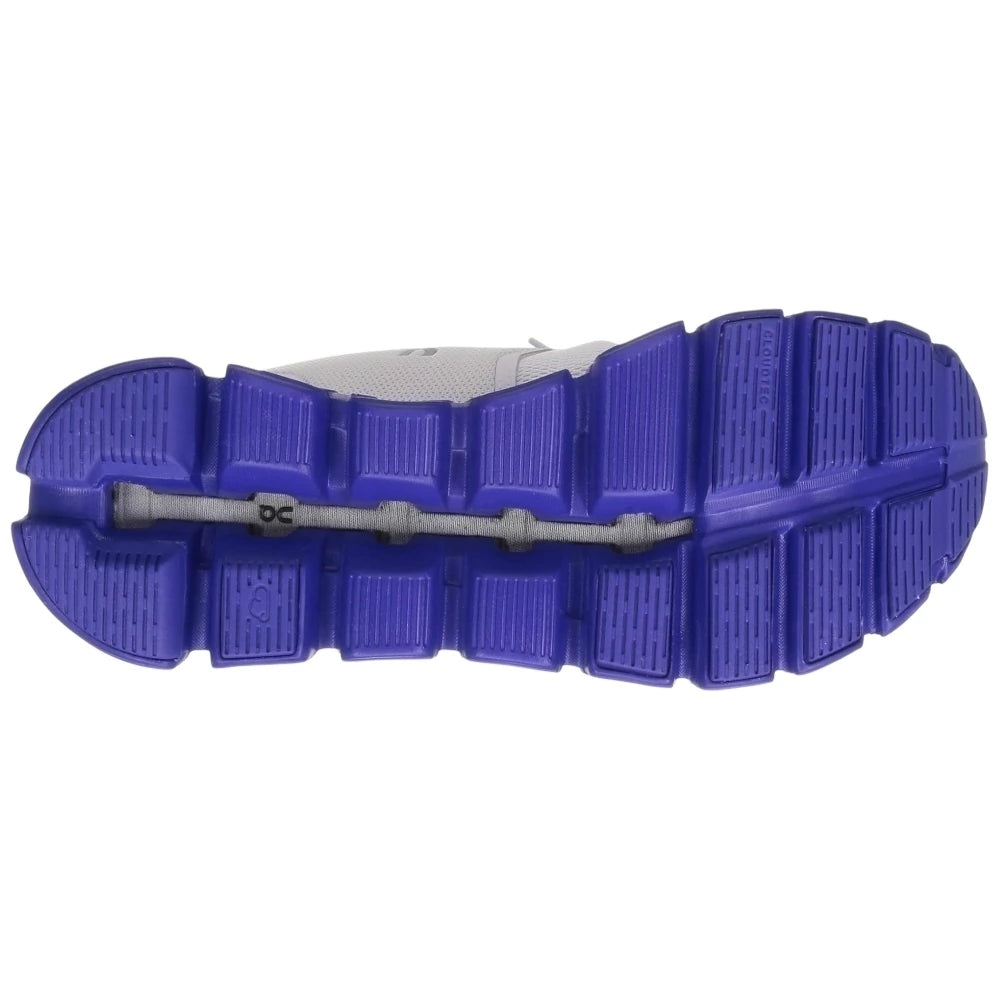 Tenis On Cloud Running Cloud 5 color blanco con suela de goma azul