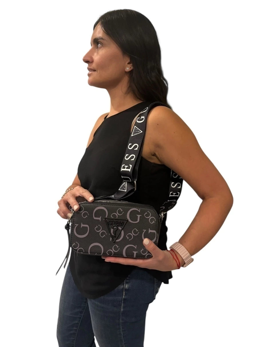 Bolsa chica Crossbody GUESS negro con letras grises