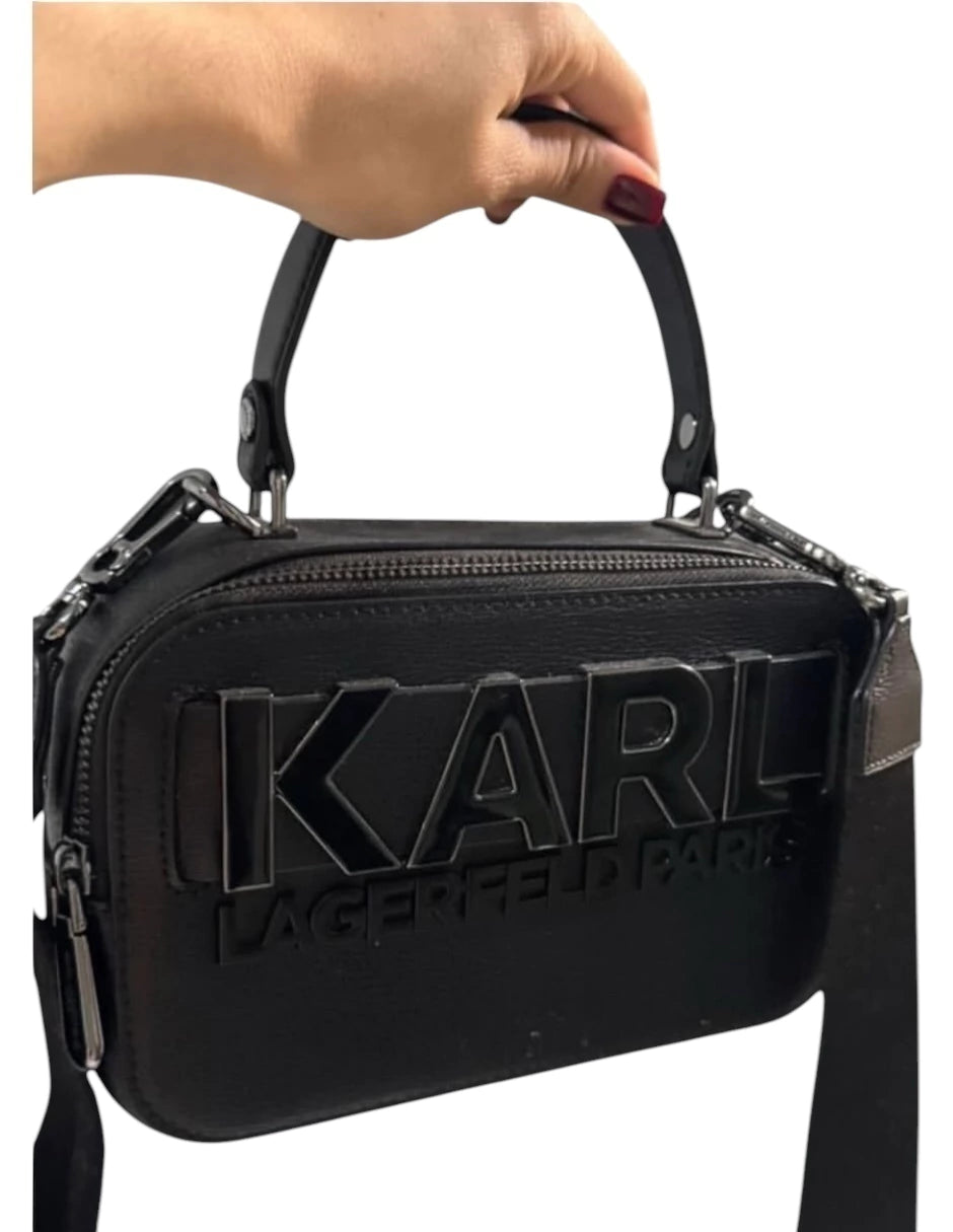 Bolsa Crossbody Karl Lagerfeld Paris Simone de piel color negro