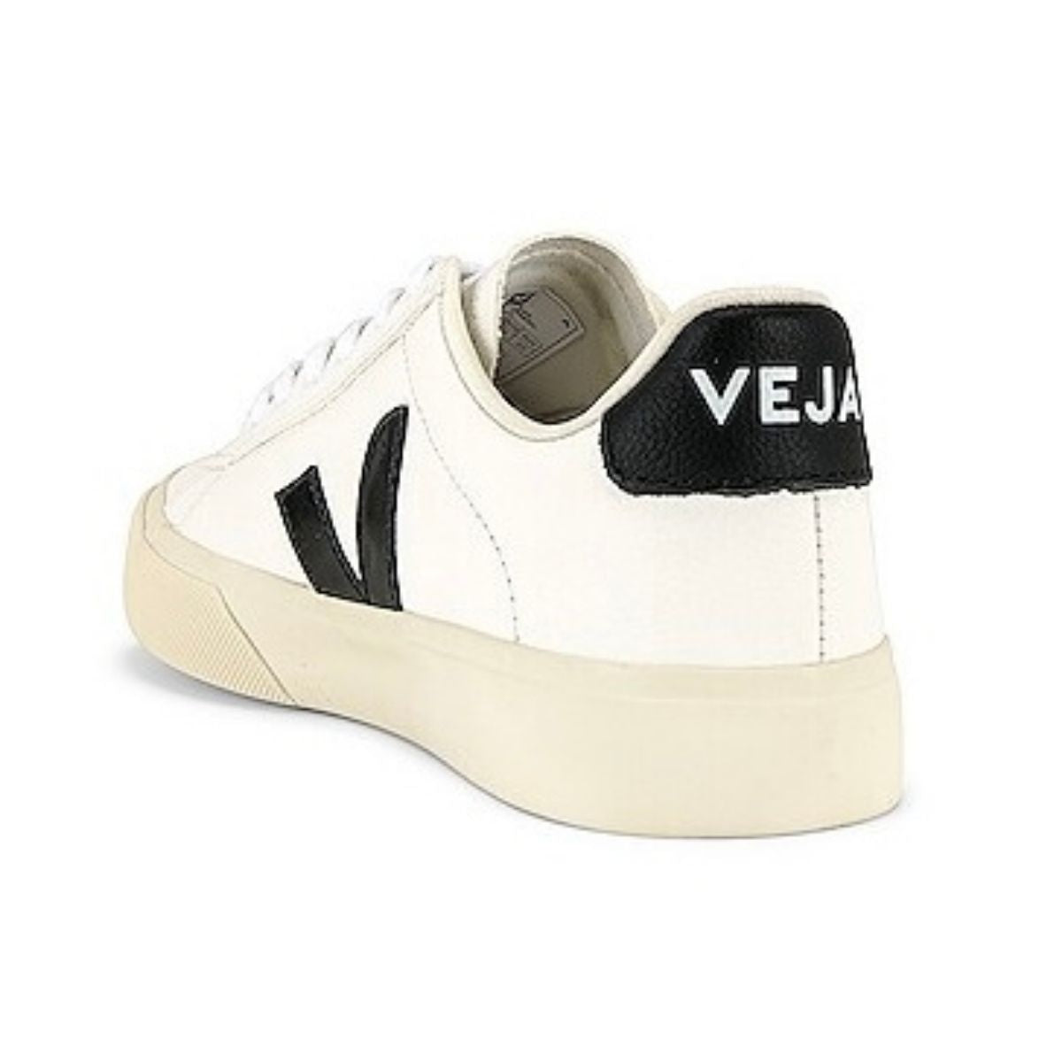 Tenis De Campo Veja Color Blanco Con Logo Negro