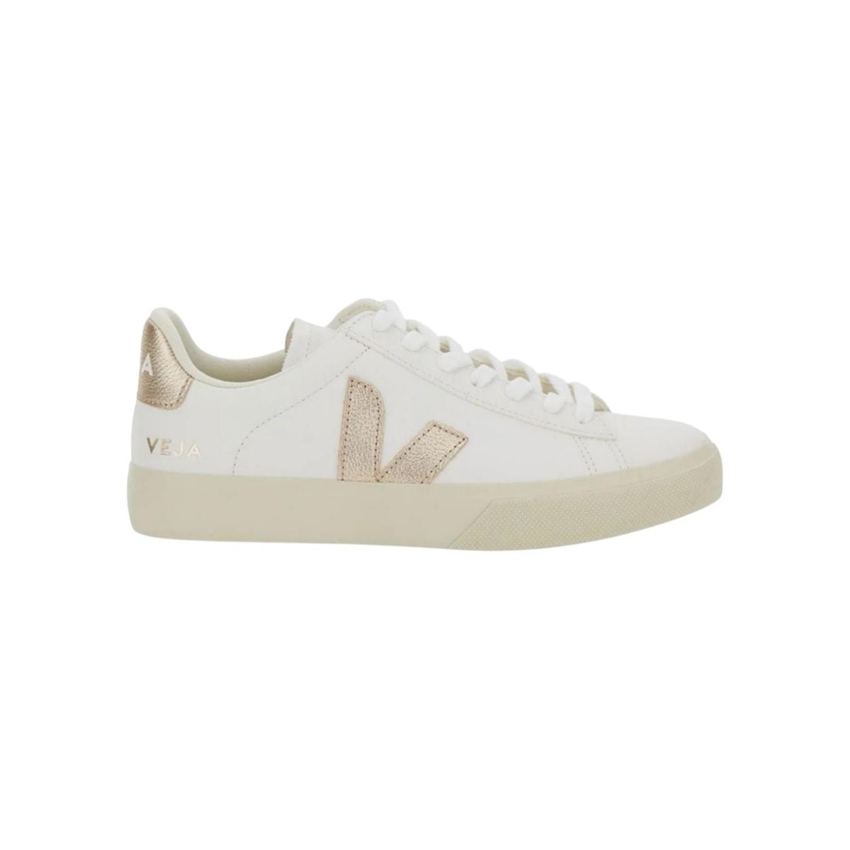 Tenis De Campo Veja Platinum Color Blanco Con Logo Dorado